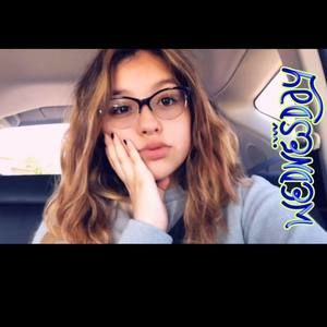 Meet your Posher, Evelyn